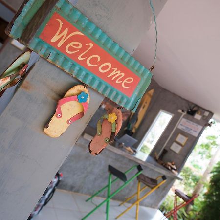 Enda Lanta Bungalows 란타섬 외부 사진